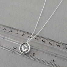 Load image into Gallery viewer, Wax seal necklace with friendship motto in French "Time Passes But The Friendship Remains". Antique wax seal charm jewelry made in silver.