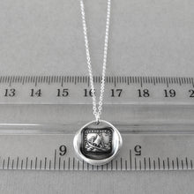 Load image into Gallery viewer, Wax seal necklace with Italian love motto "If I Lose You I Am Lost". Antique wax seal jewelry with guiding star made in silver.