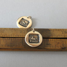 Load image into Gallery viewer, Horse Jewelry In Bronze Made Of Antique Wax Seal