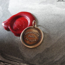 Load image into Gallery viewer, Absence Makes The Heart Grow Fonder Wax Seal Charm - antique wax seal charm jewelry French motto quote proverb pendant - RQP Studio