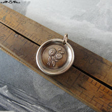 Load image into Gallery viewer, Daisy Wax Seal Charm - antique wax seal jewelry pendant Language of Flowers - Beauty Innocence - RQP Studio