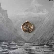 Load image into Gallery viewer, Wax Seal Charm Initial Q - wax seal jewelry pendant alphabet charms Letter Q - RQP Studio