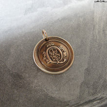 Load image into Gallery viewer, Wax Seal Charm Initial Q - wax seal jewelry pendant alphabet charms Letter Q - RQP Studio
