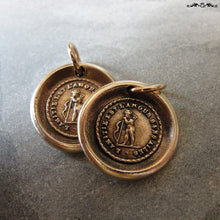 Load image into Gallery viewer, Friendship Wax Seal Charm - antique wax seal jewelry pendant with French friends forever motto - RQP Studio