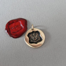 Load image into Gallery viewer, Patience Victorious In Hardship - Wax Seal Charm Lion Crest Bronze Wax Seal Jewelry