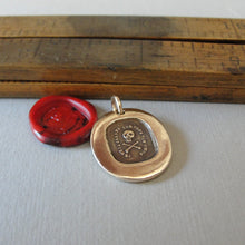 Load image into Gallery viewer, Skull Wax Seal Charm - No Fear - Antique Bronze Wax Seal Jewelry Memento Mori