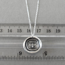 Load image into Gallery viewer, Wax seal necklace with bee and Latin motto Live Life To The Fullest. Antique wax seal charm jewelry made in silver.
