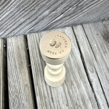 Load image into Gallery viewer, Golden Apple Wax Seal Stamp - Remake of Antique 19th Century Wax Seal French Motto
