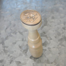 Load image into Gallery viewer, Griffin wax seal with birch wood handle
