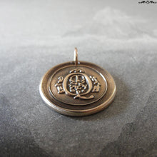 Load image into Gallery viewer, Wax Seal Charm Initial Q - wax seal jewelry pendant alphabet charms Letter Q - RQP Studio
