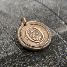 Load image into Gallery viewer, Wax Seal Charm Initial O - wax seal jewelry pendant alphabet charms Letter O - RQP Studio
