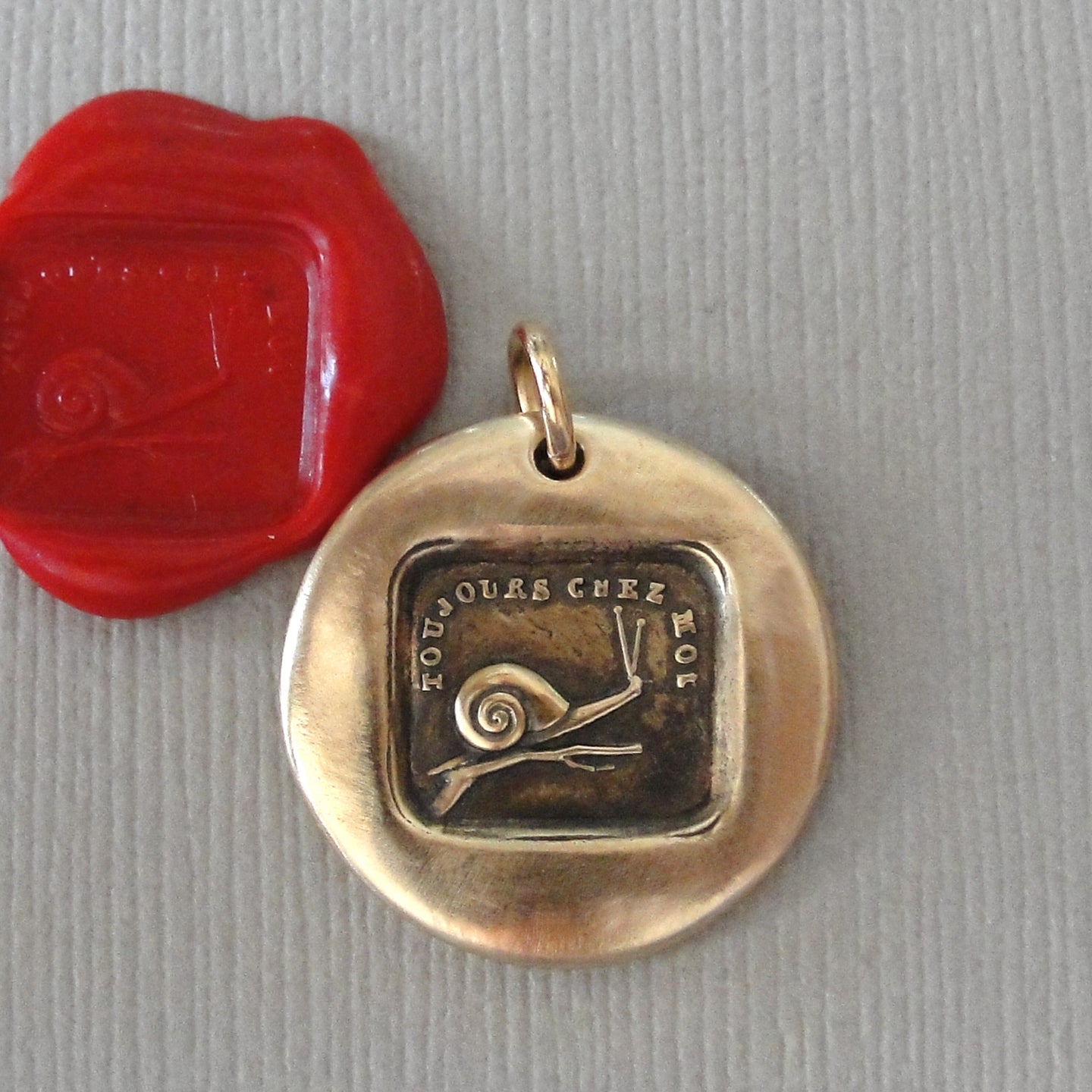 Snail Wax Seal Charm - Always at Home - Antique Bronze Wax Seal Jewelry Pendant
