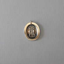 Load image into Gallery viewer, The Three Graces - Wax Seal Pendant Antonio Canova&#39;s Charites - Antique Wax Seal Jewelry
